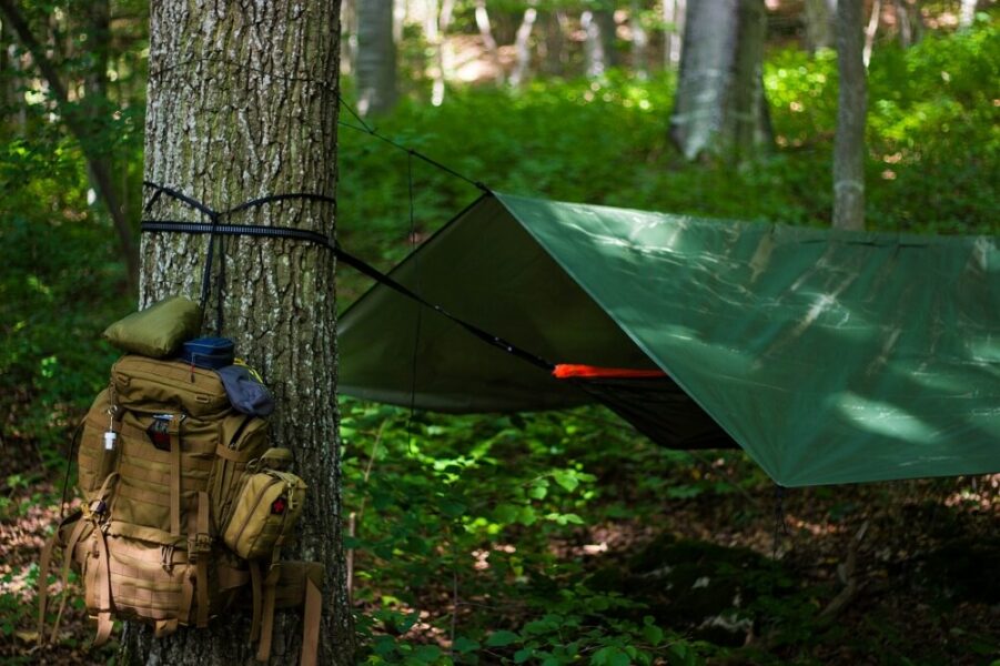 bushcraft shelter